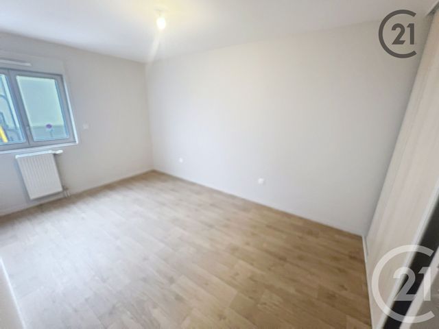 Appartement F3 à vendre - 3 pièces - 72.06 m2 - AUXERRE - 89 - BOURGOGNE - Century 21 Martinot Immobilier