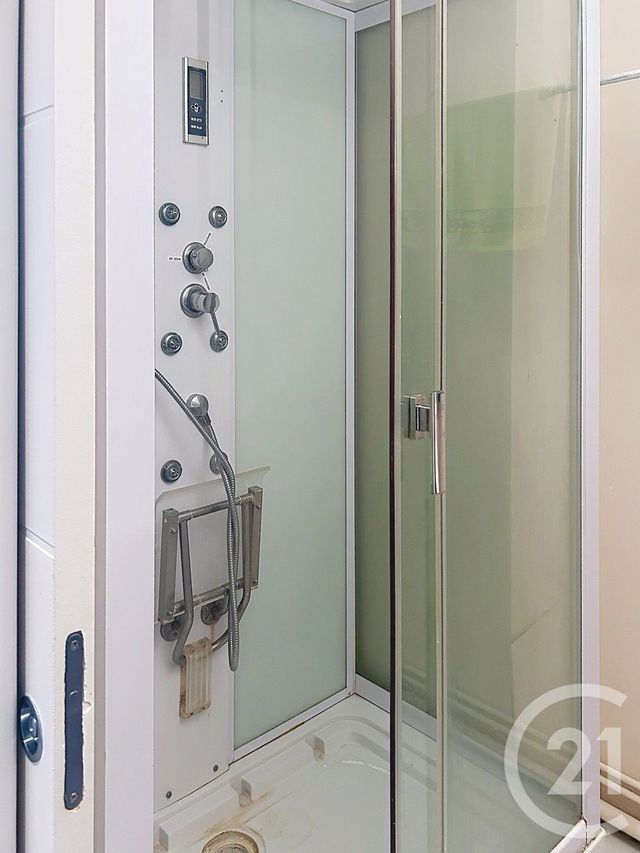 Appartement F4 à vendre - 4 pièces - 71.51 m2 - AUXERRE - 89 - BOURGOGNE - Century 21 Martinot Immobilier