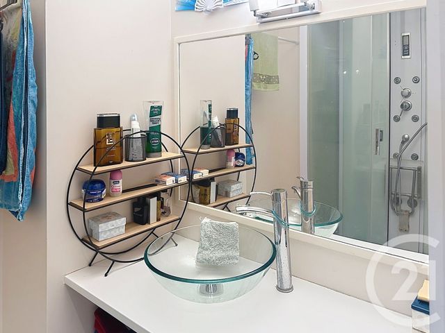 Appartement F4 à vendre - 4 pièces - 71.51 m2 - AUXERRE - 89 - BOURGOGNE - Century 21 Martinot Immobilier