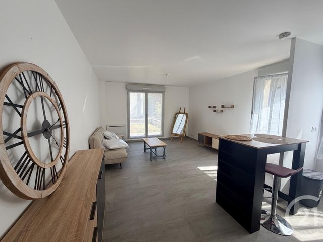 Appartement Studio à louer - 1 pièce - 33.82 m2 - AUXERRE - 89 - BOURGOGNE - Century 21 Martinot Immobilier
