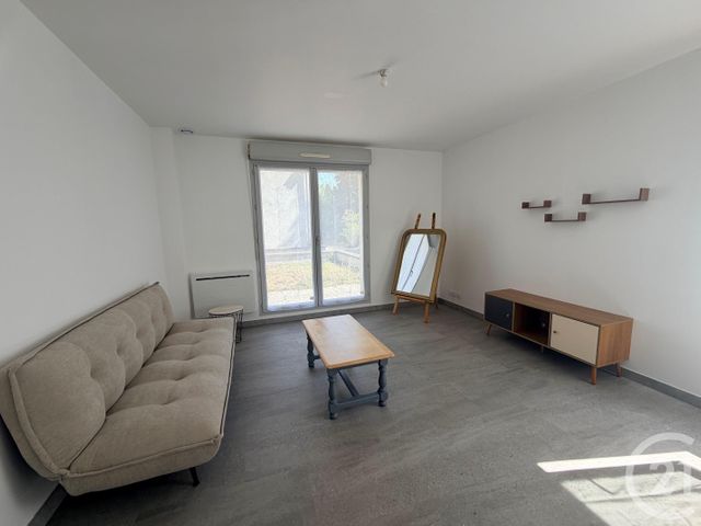 Appartement Studio à louer - 1 pièce - 33.82 m2 - AUXERRE - 89 - BOURGOGNE - Century 21 Martinot Immobilier