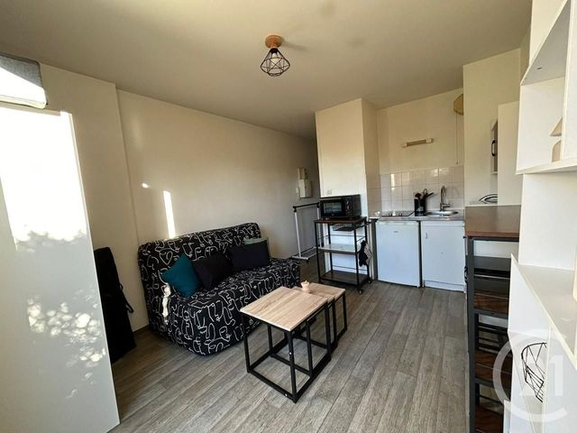 Appartement Studio à louer - 1 pièce - 16.0 m2 - AUXERRE - 89 - BOURGOGNE - Century 21 Martinot Immobilier