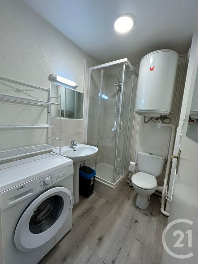 Appartement Studio à louer - 1 pièce - 16.0 m2 - AUXERRE - 89 - BOURGOGNE - Century 21 Martinot Immobilier