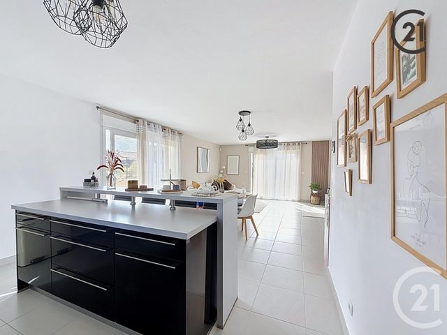 maison à vendre - 5 pièces - 108.77 m2 - VILLEFARGEAU - 89 - BOURGOGNE - Century 21 Martinot Immobilier