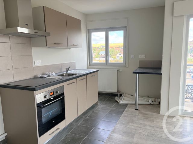 Appartement F3 à louer - 3 pièces - 60.0 m2 - AUXERRE - 89 - BOURGOGNE - Century 21 Martinot Immobilier