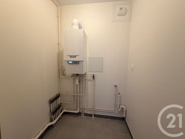 Appartement F4 à louer - 4 pièces - 82.28 m2 - AUXERRE - 89 - BOURGOGNE - Century 21 Martinot Immobilier