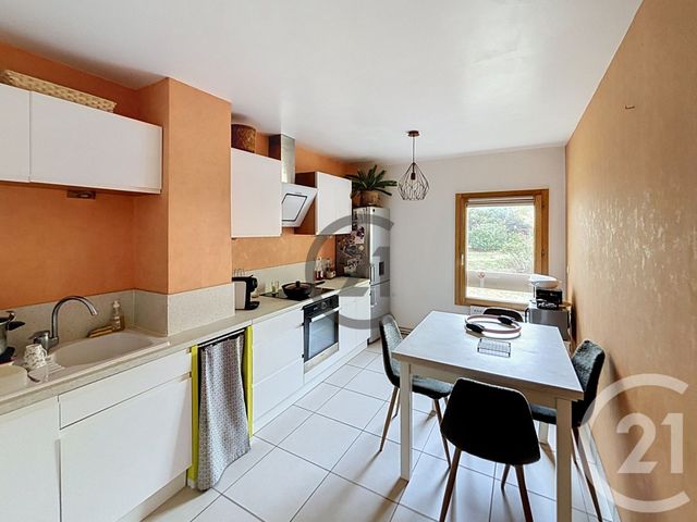 Appartement F3 à vendre - 3 pièces - 69.0 m2 - AUXERRE - 89 - BOURGOGNE - Century 21 Martinot Immobilier