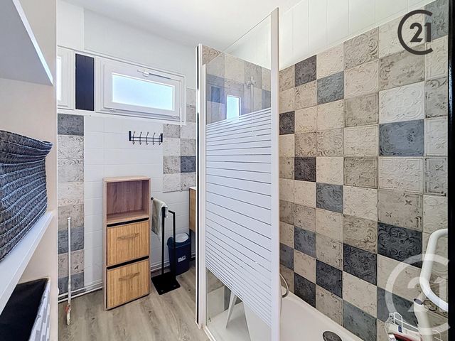 maison à vendre - 4 pièces - 75.0 m2 - CHAMPS SUR YONNE - 89 - BOURGOGNE - Century 21 Martinot Immobilier