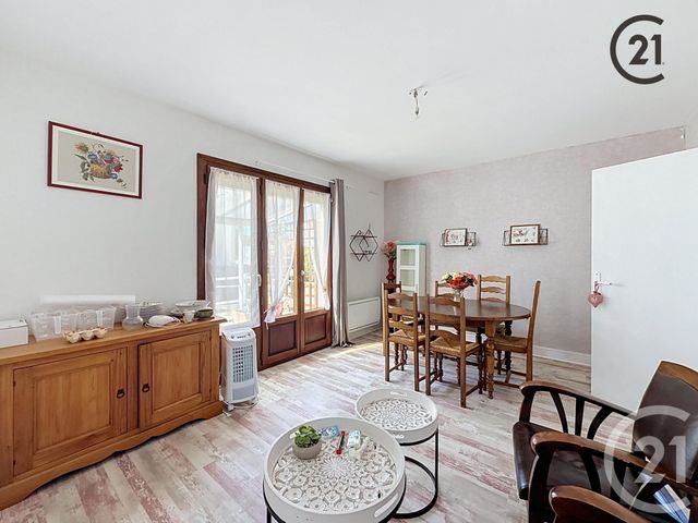 maison à vendre - 4 pièces - 75.0 m2 - CHAMPS SUR YONNE - 89 - BOURGOGNE - Century 21 Martinot Immobilier