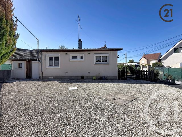 maison à vendre - 4 pièces - 75.0 m2 - CHAMPS SUR YONNE - 89 - BOURGOGNE - Century 21 Martinot Immobilier