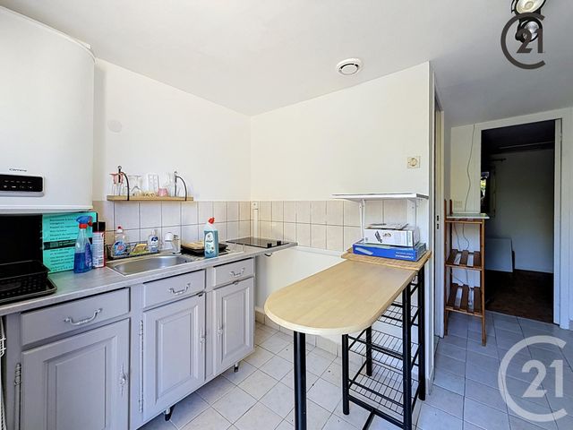 maison à vendre - 4 pièces - 75.0 m2 - CHAMPS SUR YONNE - 89 - BOURGOGNE - Century 21 Martinot Immobilier