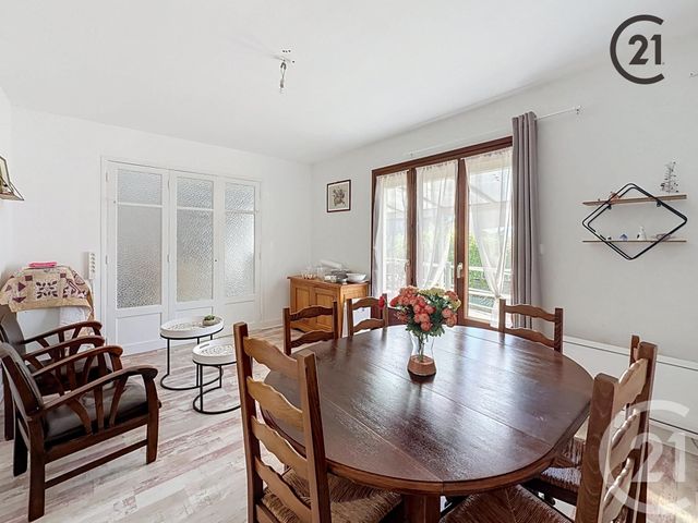 maison à vendre - 4 pièces - 75.0 m2 - CHAMPS SUR YONNE - 89 - BOURGOGNE - Century 21 Martinot Immobilier