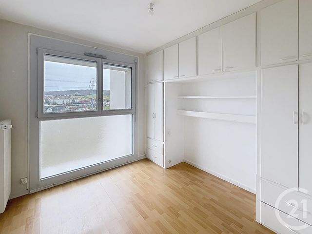 Appartement T3 à louer - 3 pièces - 79.0 m2 - AUXERRE - 89 - BOURGOGNE - Century 21 Martinot Immobilier