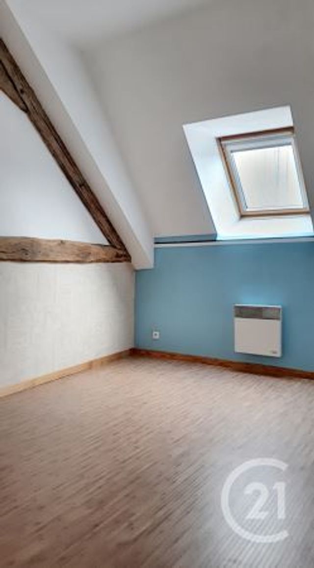 Appartement T3 à louer - 3 pièces - 57.0 m2 - AUXERRE - 89 - BOURGOGNE - Century 21 Martinot Immobilier