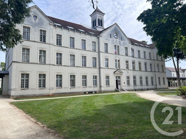 Appartement T2 à louer - 2 pièces - 51.0 m2 - AUXERRE - 89 - BOURGOGNE - Century 21 Martinot Immobilier