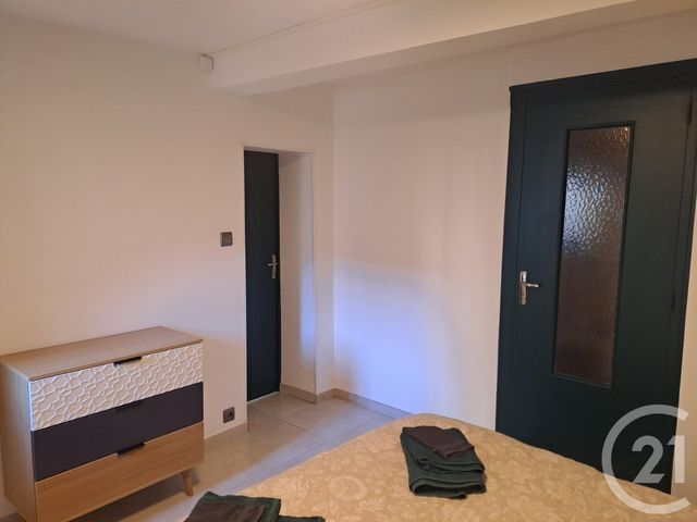 Appartement F3 à louer - 3 pièces - 51.0 m2 - VINCELOTTES - 89 - BOURGOGNE - Century 21 Martinot Immobilier