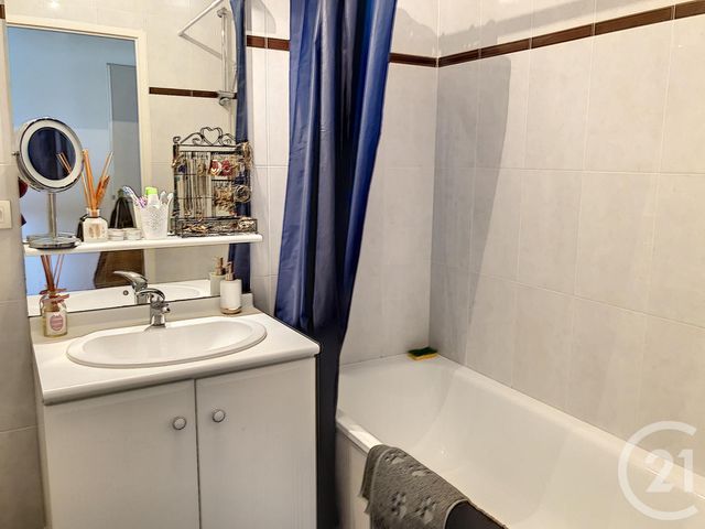 Appartement F2 à louer - 2 pièces - 44.0 m2 - AUXERRE - 89 - BOURGOGNE - Century 21 Martinot Immobilier