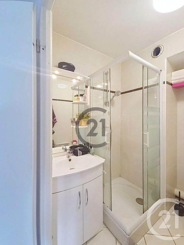 Appartement Studio à vendre - 1 pièce - 32.57 m2 - AUXERRE - 89 - BOURGOGNE - Century 21 Martinot Immobilier