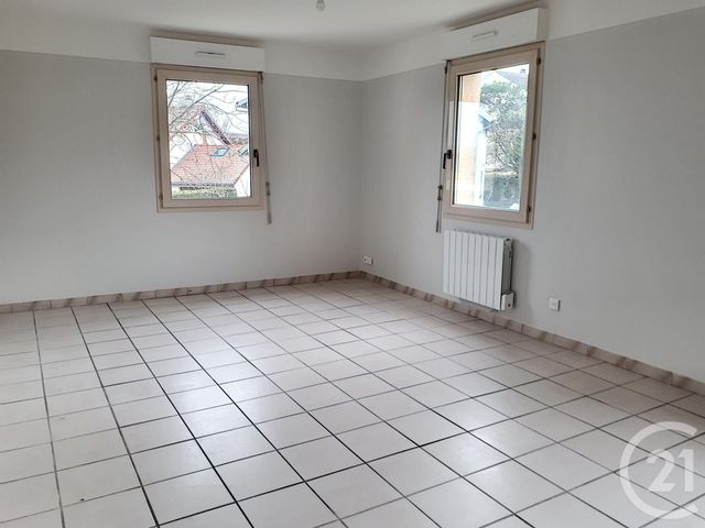 Appartement F2 à louer - 2 pièces - 49.5 m2 - AUXERRE - 89 - BOURGOGNE - Century 21 Martinot Immobilier