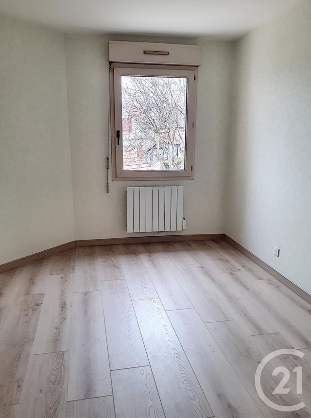 Appartement F2 à louer - 2 pièces - 49.5 m2 - AUXERRE - 89 - BOURGOGNE - Century 21 Martinot Immobilier