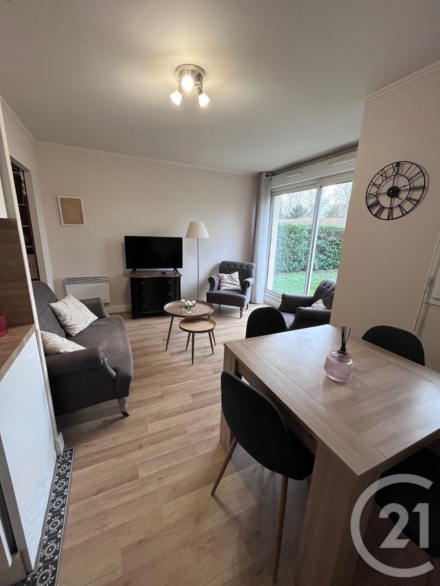 Appartement F2 à vendre - 2 pièces - 46.65 m2 - AUXERRE - 89 - BOURGOGNE - Century 21 Martinot Immobilier