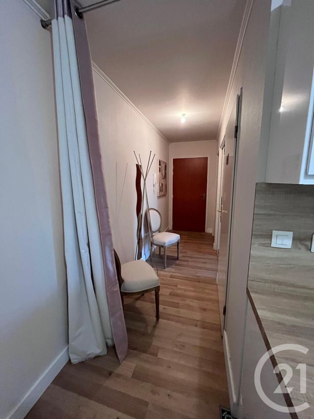 Appartement F2 à vendre - 2 pièces - 46.65 m2 - AUXERRE - 89 - BOURGOGNE - Century 21 Martinot Immobilier